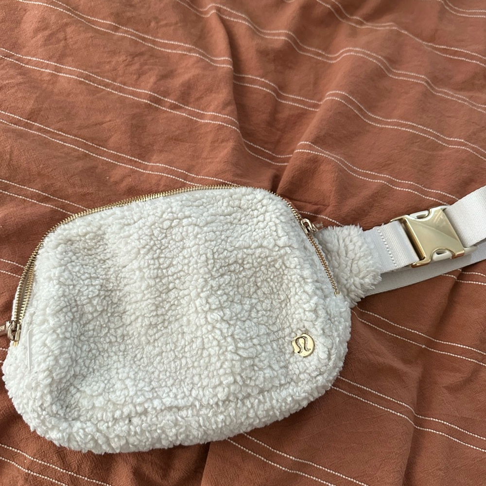 lululemon athletica White Sherpa Crossbody Bag